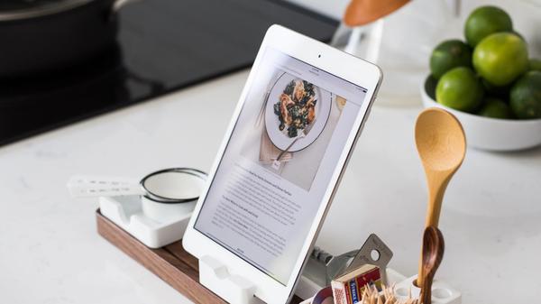 tablet with a batch cooking app